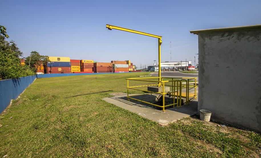 Melhorias na pavimentação, banheiros, segurança e iluminação, promovem o bem-estar dos motoristas que descarregam granéis no porto paranaense.