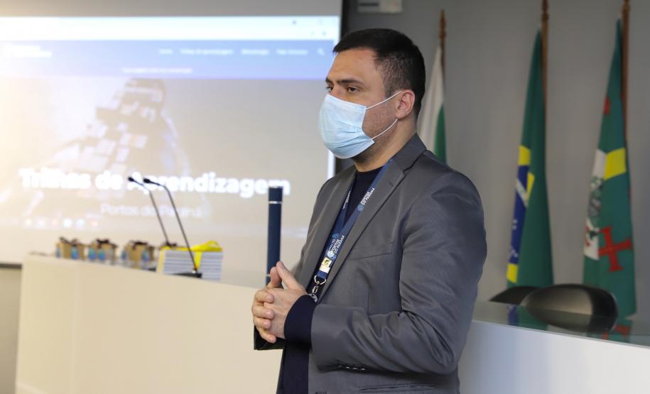 Relatório final do Projeto Orgulho de Ser Portos do Paraná foi entregue pela consultoria em solenidade nesta terça-feira. Alguns processos já iniciaram, outros serão colocados em prática ao longo dos próximos meses.