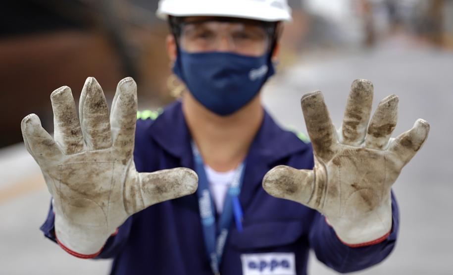 As mudanças vigoram a partir de 25 de outubro. O principal objetivo da modernização das normas, juntamente à intensificação da fiscalização, é tornar as instalações portuárias cada vez mais seguras, atendendo aos requisitos ambientais – medidas para melhorar a eficiência de toda a operação.