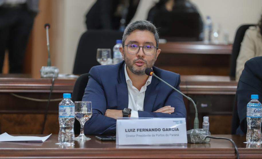 O evento desta quarta-feira (15) tratou do potencial de movimentação de cargas dos portos paranaenses e dos avanços nos projetos do Estado para atender o modal ferroviário no transporte da produção do Paraná e de vizinhos como MS e até Paraguai