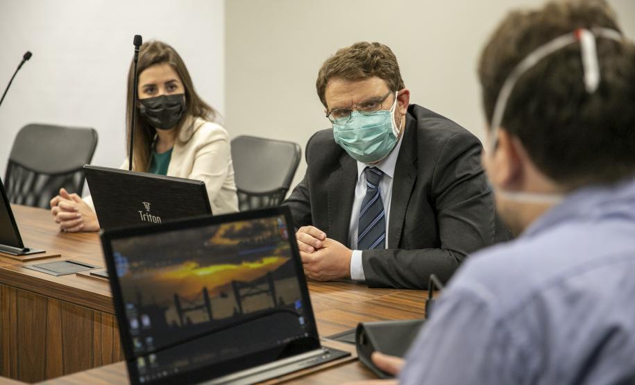 Representantes do Ministério Público conhecem novos projetos do Porto de Paranaguá