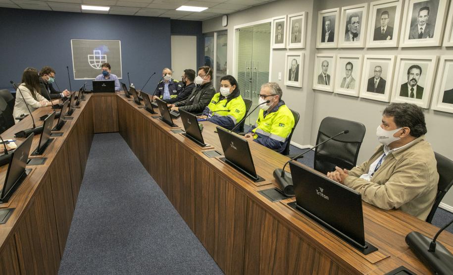Representantes do Ministério Público conhecem novos projetos do Porto de Paranaguá
