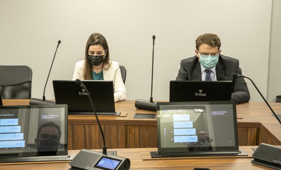 Representantes do Ministério Público conhecem novos projetos do Porto de Paranaguá