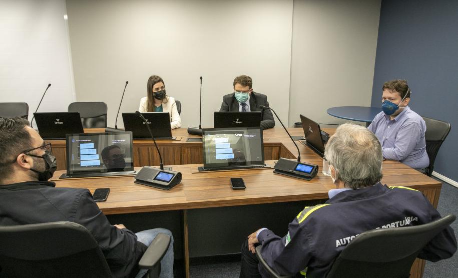 Representantes do Ministério Público conhecem novos projetos do Porto de Paranaguá