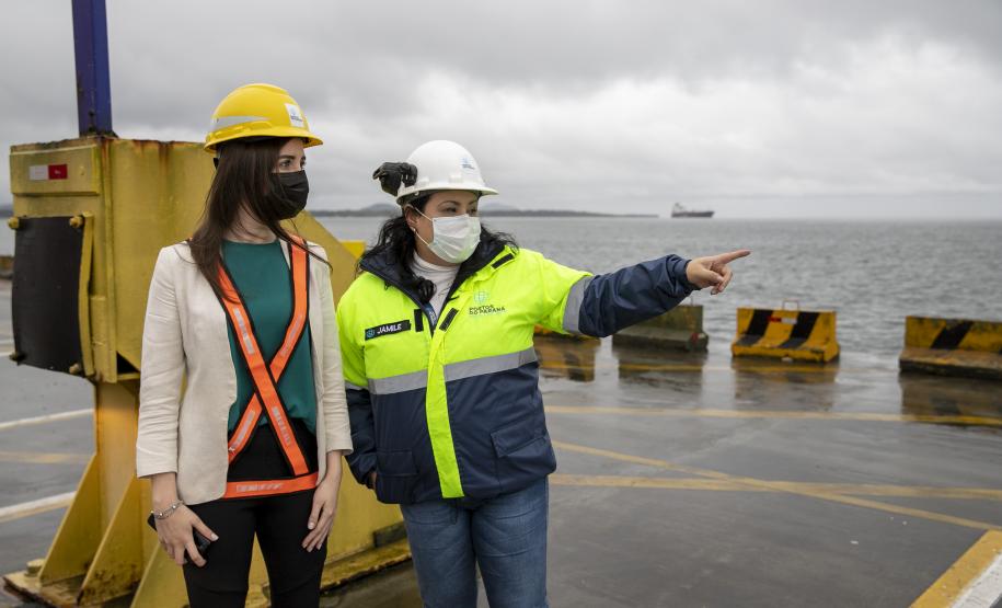 Representantes do Ministério Público conhecem novos projetos do Porto de Paranaguá