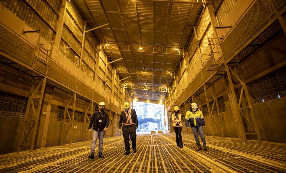 Representantes do Ministério Público conhecem novos projetos do Porto de Paranaguá