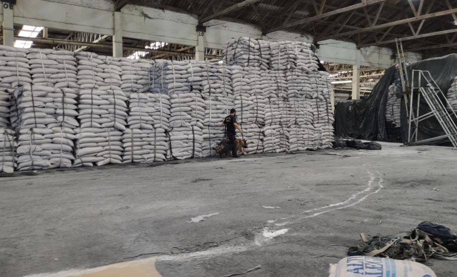 Ação conjunta reuniu Receita Federal, Polícia Militar e Unidade Administrativa de Segurança Portuária