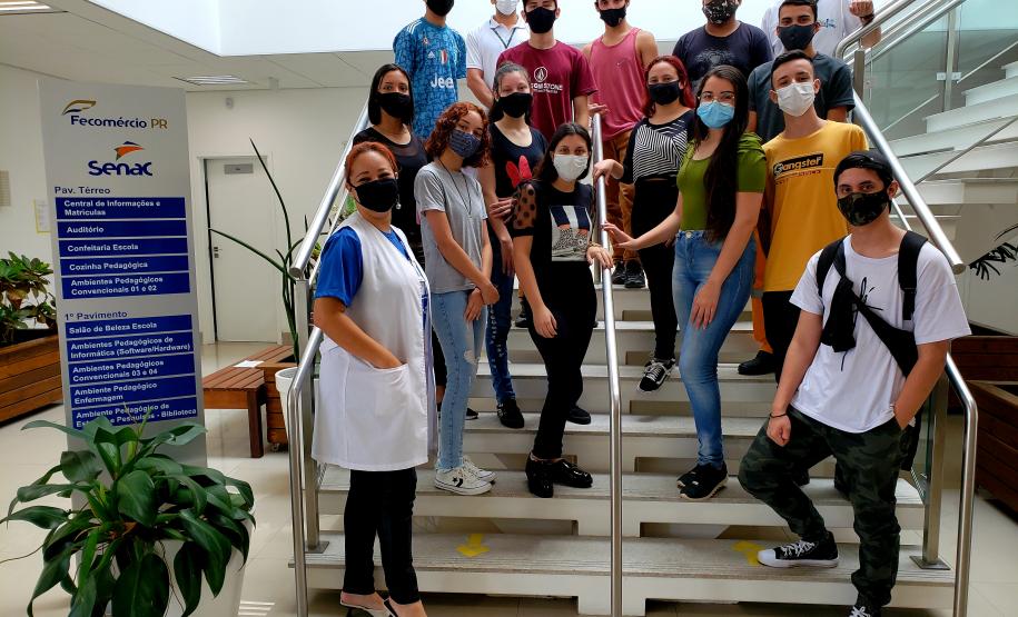 Ação envolvendo filhos de pescadores está ligada ao projeto Jovem Aprendiz e tem objetivo aprimorar a entrada no mercado de trabalho.