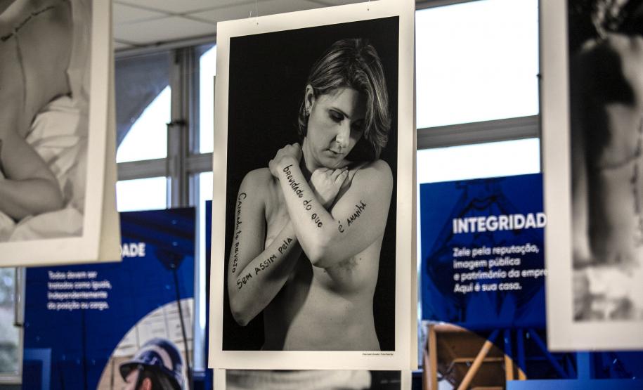 Com exposição de fotos, palestras, roda de conversa, sorteio de brindes e um café da tarde, em parceria com a Unimed Paranaguá e o Instituto Peito Aberto, a empresa pública vai reunir 150 trabalhadoras dos portos no período.