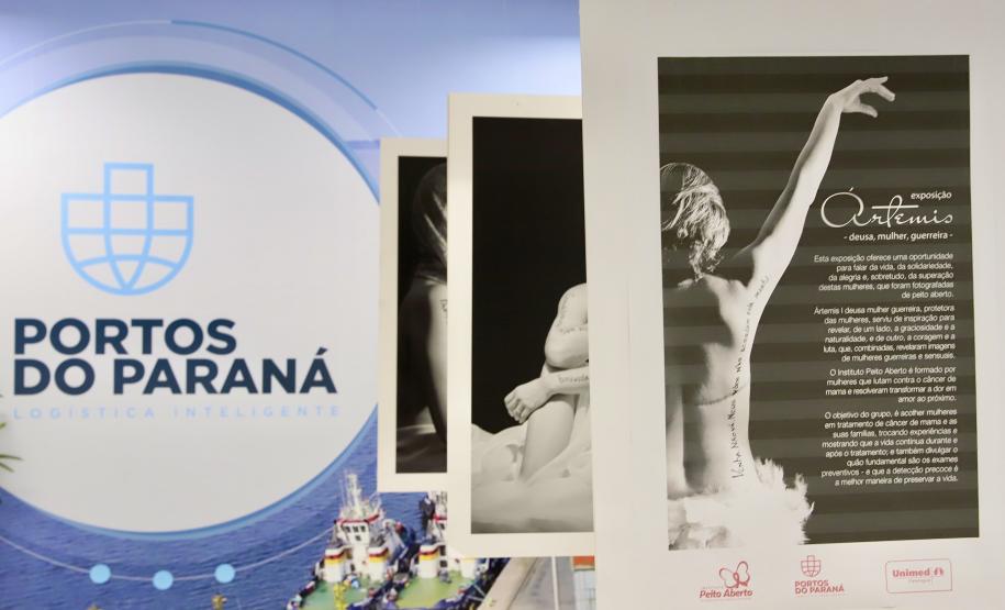 oram três dias intensos de programação da Portos do Paraná para marcar o Outubro Rosa. De segunda a quarta-feira (4 a 6), por quase duas horas durante as tardes, 150 mulheres, trabalhadoras dos portos, se reuniram para falar da saúde e de autocuidado.