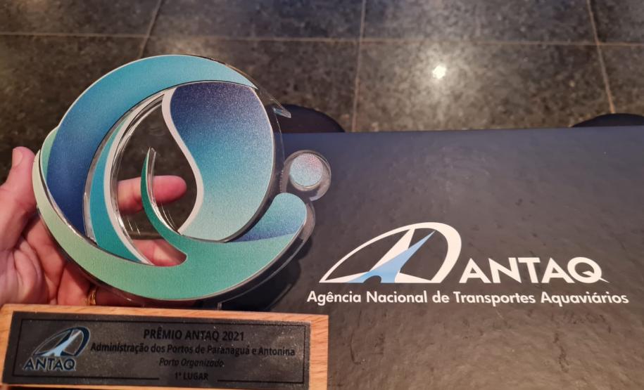Portos do Paraná é destaque em mais um prêmio nacional por boas práticas na gestão portuária