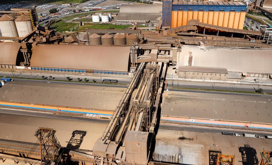 Nesta quarta-feira (20), em audiência pública, a Portos do Paraná apresentou o projeto Cais Leste, de centralização da descarga ferroviária em uma moega exclusiva, conhecido como “Moegão”.