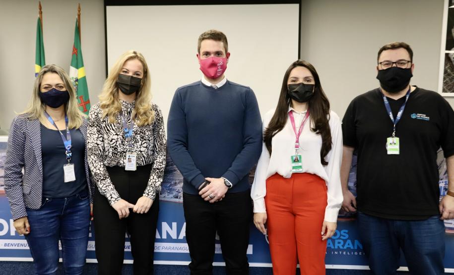 Importância dos portos e dos trabalhadores portuários do Paraná é tema de palestra a estudantes