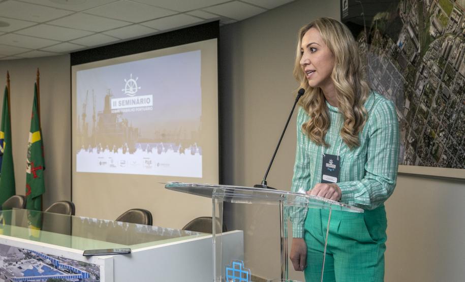Ministro do TST debate trabalho portuário em seminário na Portos do Paraná