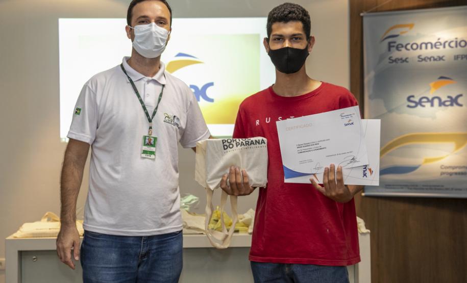 A ação está ligada ao projeto Jovem Aprendiz, que contempla o programa de Educação Ambiental da empresa pública, como ação de compensação da licença ambiental de operação, liberada pelo Instituto Brasileiro do Meio Ambiente e dos Recursos Naturais Renováveis (Ibama).