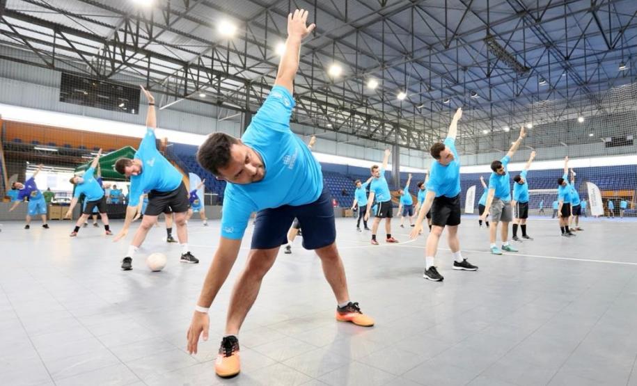 Portos do Paraná reúne colaboradores e terceirizados para promover conscientização e confraternização neste sábado (20), em Paranaguá. Na arena esportiva Albertina Salmon, um torneio de futebol marcou o “Novembro Azul”, mês de conscientização sobre a saúde do homem e a prevenção ao câncer de próstata.