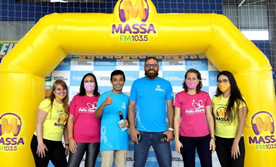 Portos do Paraná reúne colaboradores e terceirizados para promover conscientização e confraternização neste sábado (20), em Paranaguá. Na arena esportiva Albertina Salmon, um torneio de futebol marcou o “Novembro Azul”, mês de conscientização sobre a saúde do homem e a prevenção ao câncer de próstata.