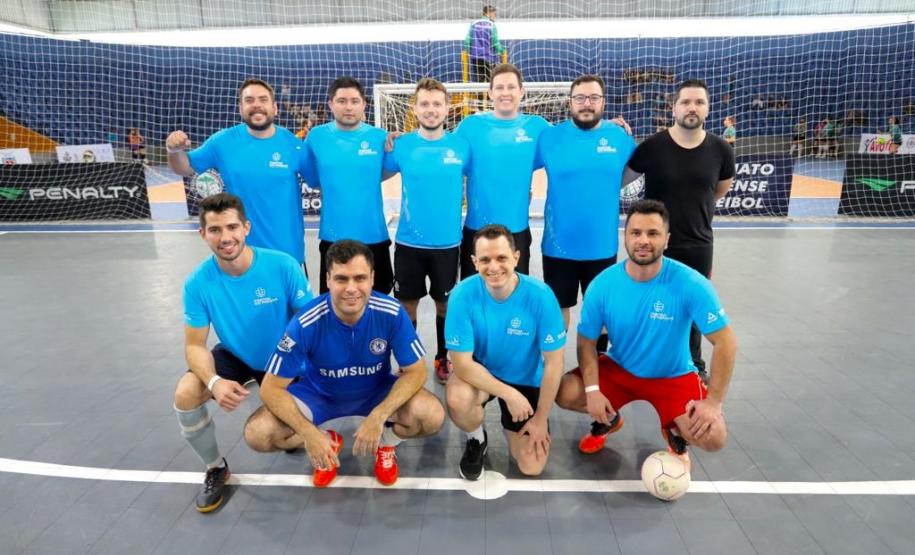 Portos do Paraná reúne colaboradores e terceirizados para promover conscientização e confraternização neste sábado (20), em Paranaguá. Na arena esportiva Albertina Salmon, um torneio de futebol marcou o “Novembro Azul”, mês de conscientização sobre a saúde do homem e a prevenção ao câncer de próstata.