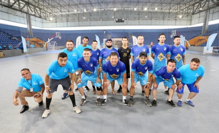 Portos do Paraná reúne colaboradores e terceirizados para promover conscientização e confraternização neste sábado (20), em Paranaguá. Na arena esportiva Albertina Salmon, um torneio de futebol marcou o “Novembro Azul”, mês de conscientização sobre a saúde do homem e a prevenção ao câncer de próstata.