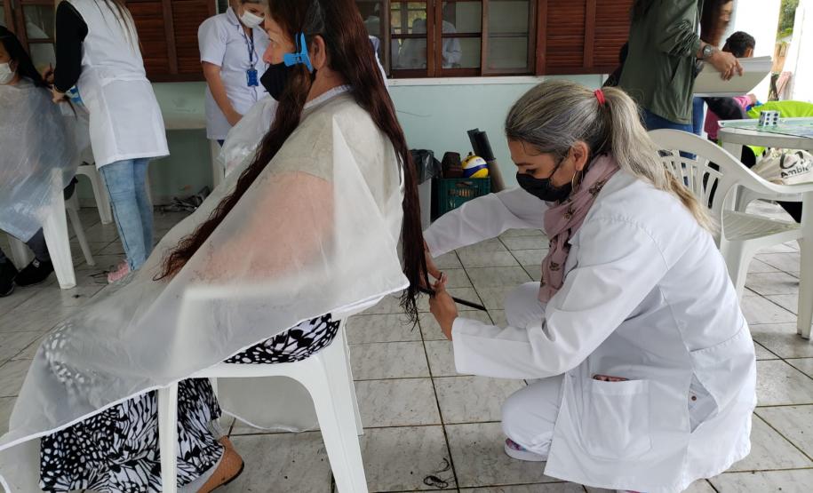 Evento do programa Porto em Ação ofereceu testes de glicemia, aferição de glicose, corte de cabelo, distribuição de kits de jogos lúdicos, atividades físicas e orientações da Marinha e Guarda Portuária.