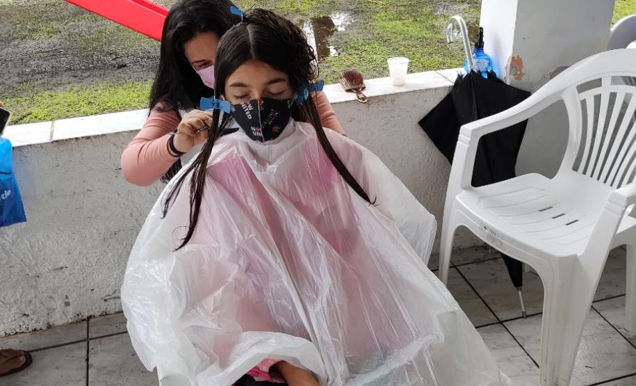 Evento do programa Porto em Ação ofereceu testes de glicemia, aferição de glicose, corte de cabelo, distribuição de kits de jogos lúdicos, atividades físicas e orientações da Marinha e Guarda Portuária.