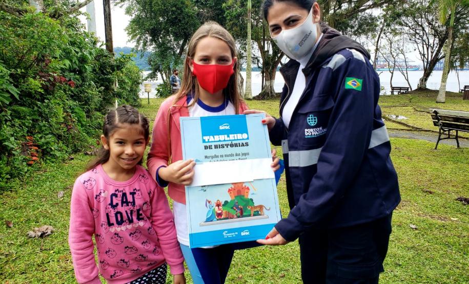 Evento do programa Porto em Ação ofereceu testes de glicemia, aferição de glicose, corte de cabelo, distribuição de kits de jogos lúdicos, atividades físicas e orientações da Marinha e Guarda Portuária.