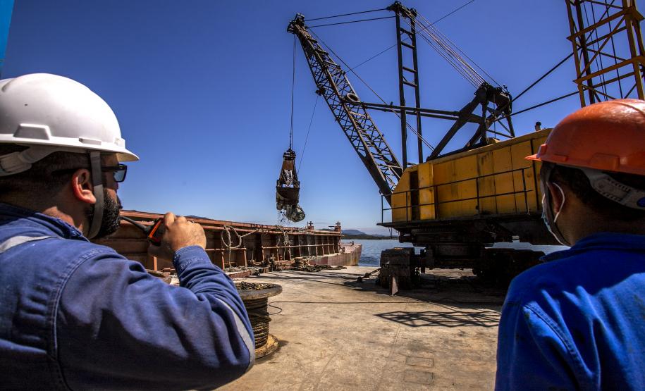 Portos do Paraná investiu cerca de R$ 162,6 milhões em obras e projetos em 2021