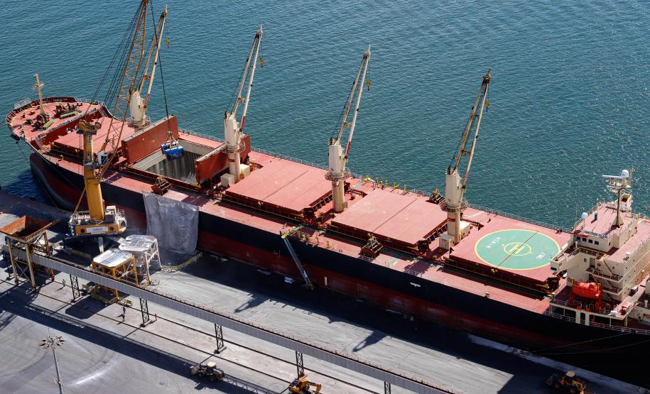 Importação de fertilizantes segue em alta nos portos do Paraná