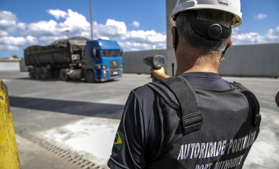 Operação com Cães no Porto - 23/12/2021