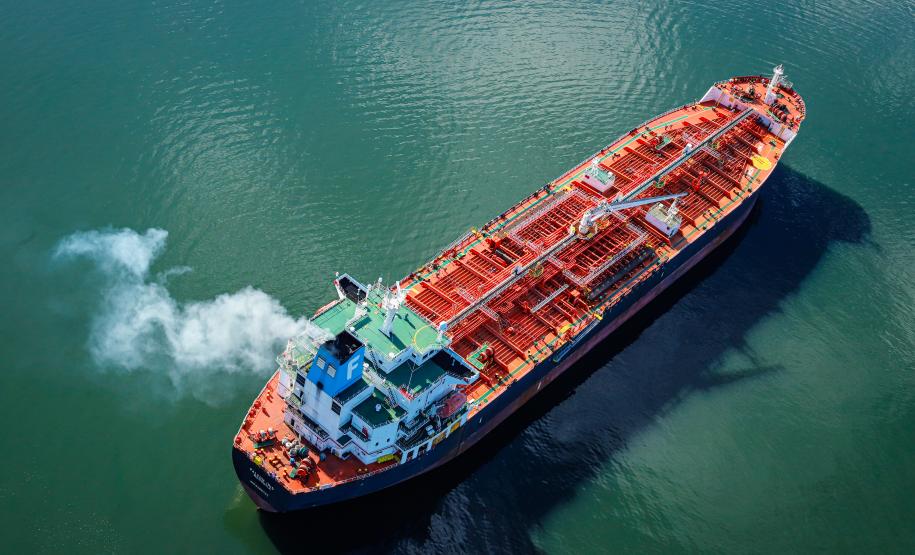 Volume de cargas movimentadas por cabotagem aumenta 38,7% nos portos do Paraná