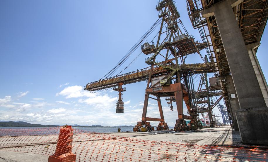 Porto de Paranaguá prepara corredor Leste para demanda de exportação de grãos e farelos