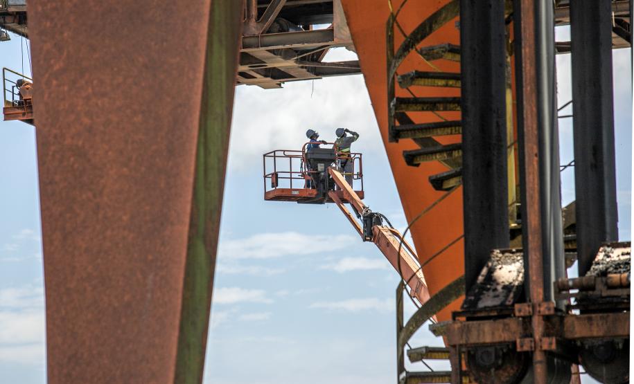 Porto de Paranaguá prepara corredor Leste para demanda de exportação de grãos e farelos
