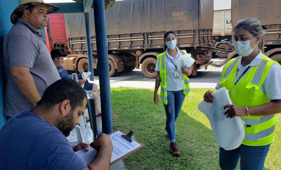 Monitoramento de fumaça preta e orientação sobre destinação de resíduos executado no Pátio de Triagem de Paranaguá - Paranaguá, 23/02/2022