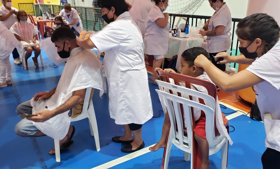 Objetivo é promover interação cada vez maior com a comunidade, levando informações, serviços e educação ambiental para a população local. Empresa pública é parceira na E-Social, ação comandada pela Prefeitura de Paranaguá.