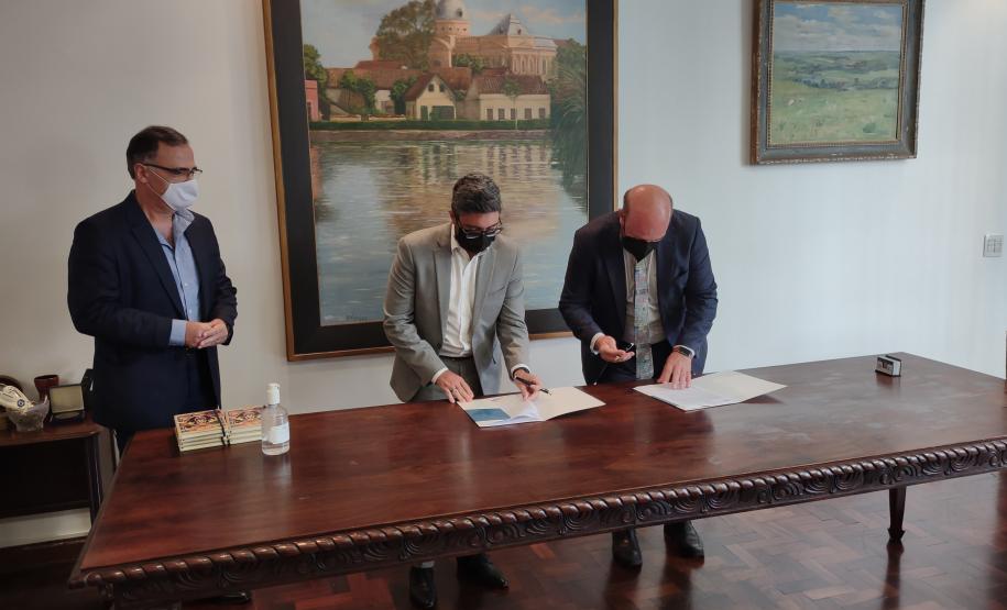 Parceria da empresa pública com a Universidade Federal do Paraná é inédita e tem objetivo de fornecer dados para projetos futuros de redução de danos.