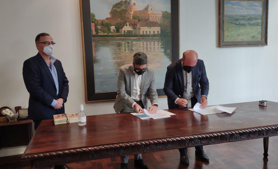 Parceria da empresa pública com a Universidade Federal do Paraná é inédita e tem objetivo de fornecer dados para projetos futuros de redução de danos.