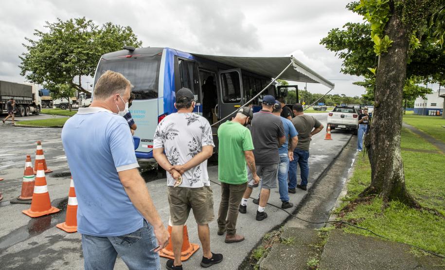 Em parceria com a Portos do Paraná, a ação itinerante da Secretaria de Saúde do município acontece no Pátio de Triagem, a partir desta terça-feira (8), e segue até quinta.