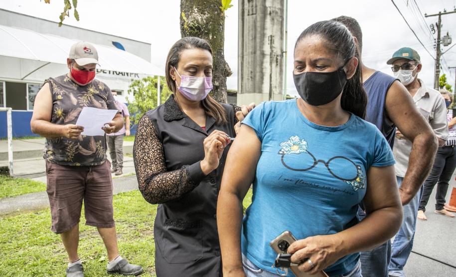 Em parceria com a Portos do Paraná, a ação itinerante da Secretaria de Saúde do município acontece no Pátio de Triagem, a partir desta terça-feira (8), e segue até quinta.