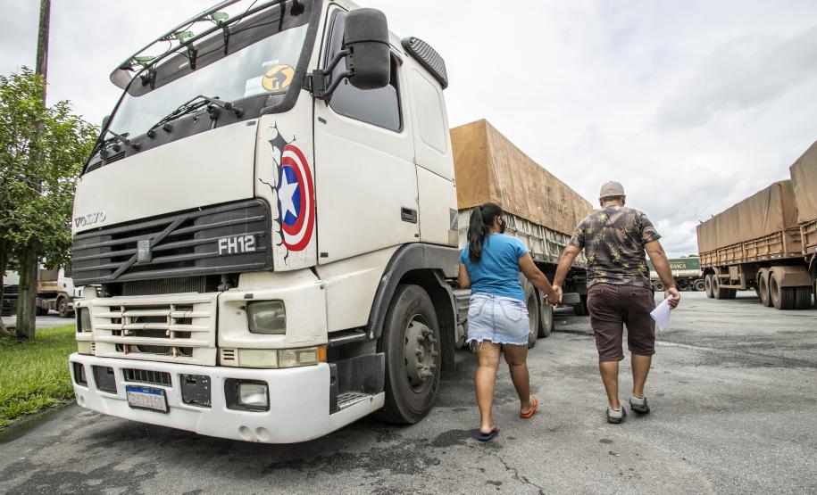 Em parceria com a Portos do Paraná, a ação itinerante da Secretaria de Saúde do município acontece no Pátio de Triagem, a partir desta terça-feira (8), e segue até quinta.