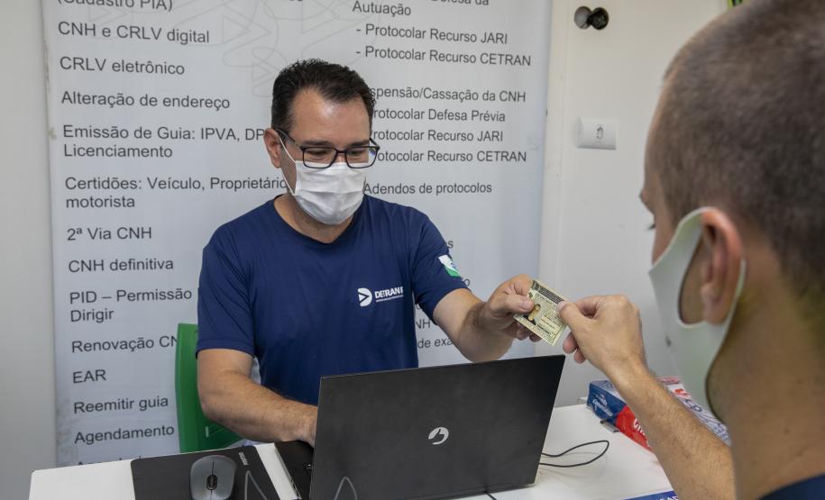 Entre os serviços ofertados gratuitamente estiveram cuidados com a saúde, capacitação, treinamentos, vacinação, orientações sobre trânsito, meio ambiente, segurança e corte de cabelo.