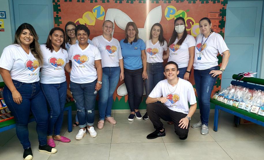 Outras quatro entidades representadas pelo Projeto Santa Ceia também foram beneficiadas com caixas de bombons. Ao todo, mais de 330 crianças foram presenteadas