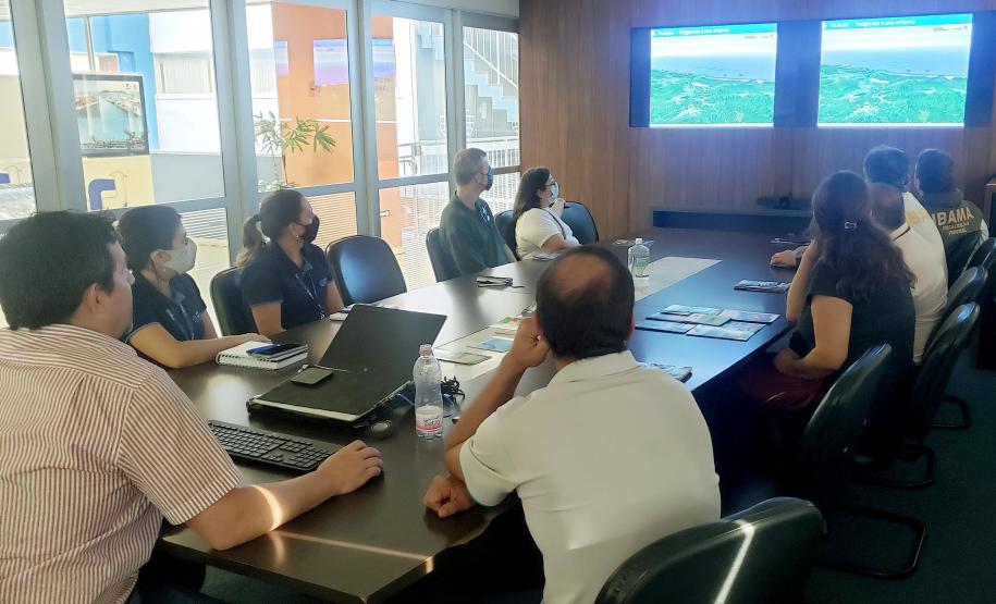 Durante o encontro foram apresentadas as diferentes atividades realizadas nos meios sócio, biótico e físico, além dos projetos na área de segurança do trabalho.