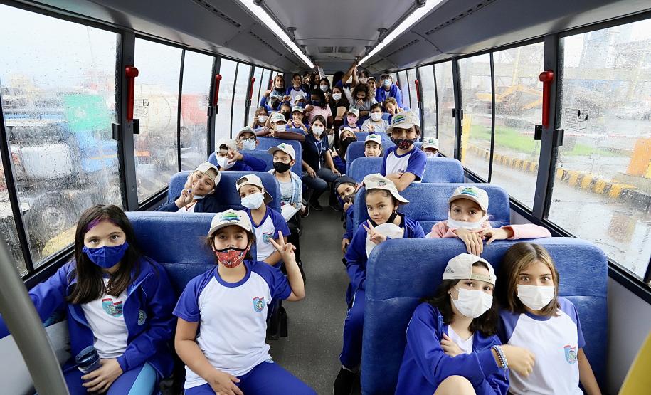 Projeto Porto Escola retoma atividades após ser suspenso devido à pandemia