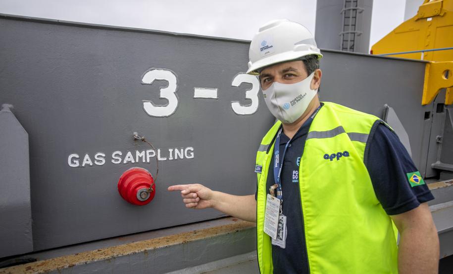 MV Afros foi reconhecido como o graneleiro com o melhor desempenho ambiental no planeta. A embarcação funciona com velas rotatórias, que reduzem o consumo de combustível e permitem maior desempenho na navegação.