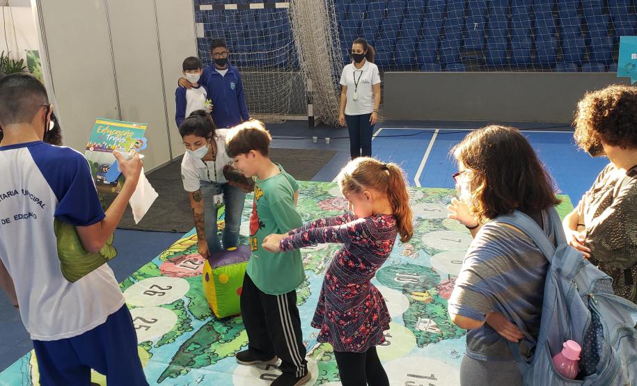 Portos do Paraná apresenta suas ações na 15ª Semana do Meio Ambiente em Paranaguá