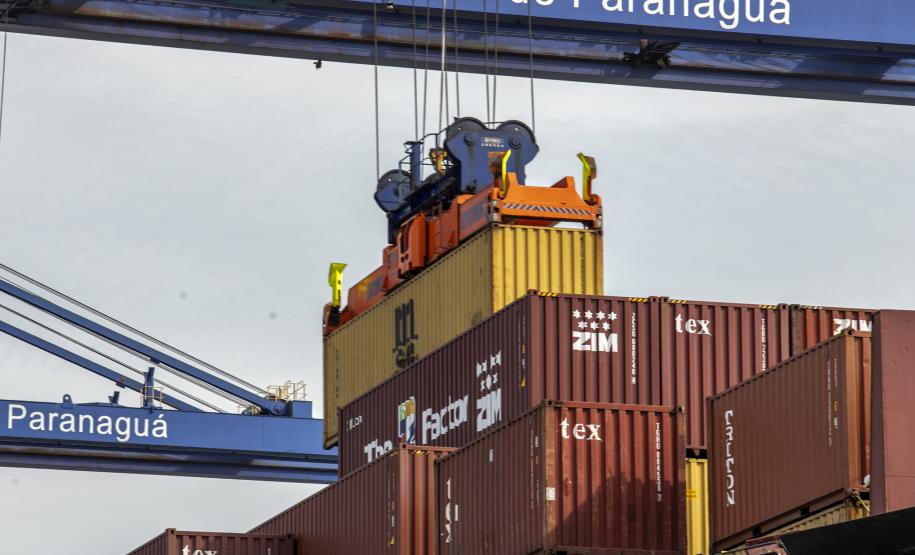 Setembro foi de alta nas exportações pelos portos paranaenses