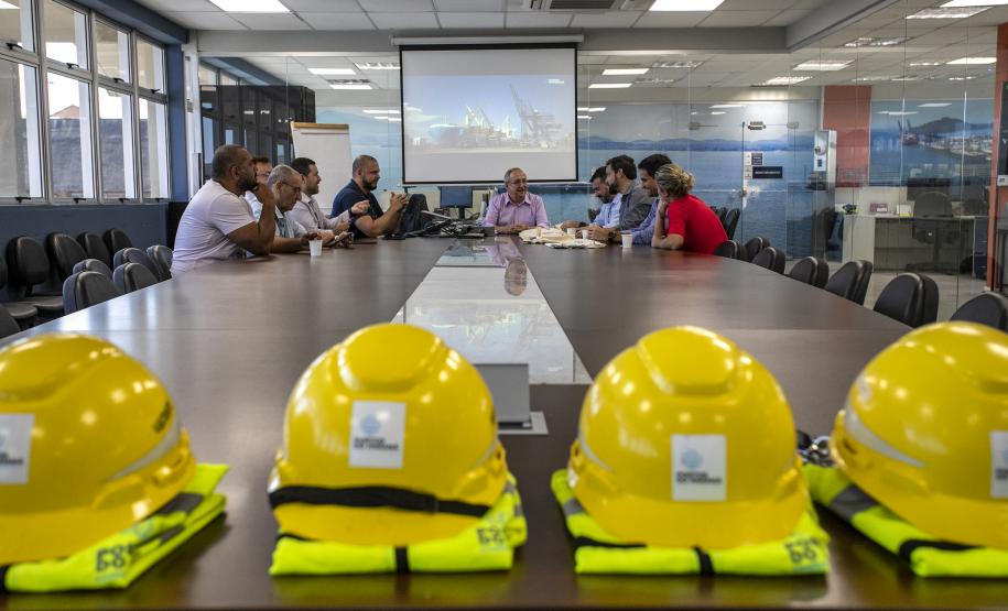 Gestores dos portos do Espírito Santo visitam o Porto de Paranaguá