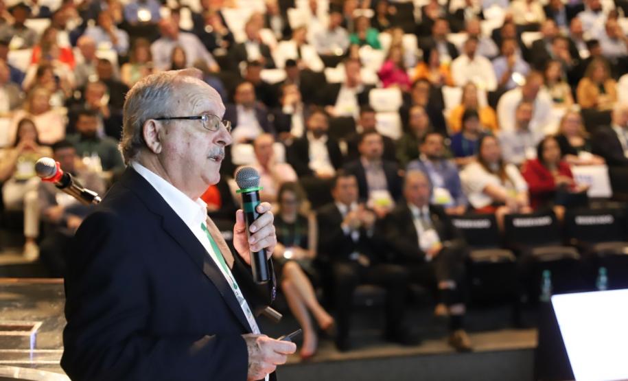 Relevância dos portos paranaenses na importação de fertilizantes é destaque