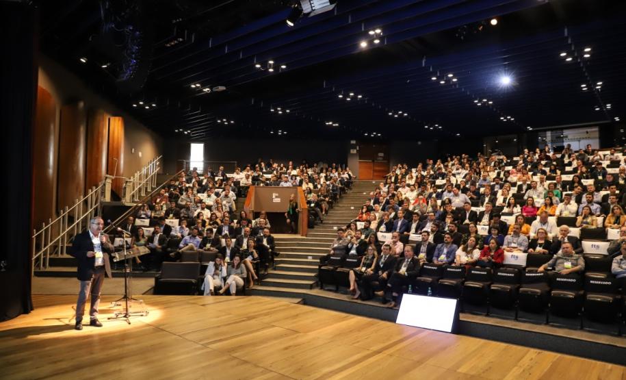 Relevância dos portos paranaenses na importação de fertilizantes é destaque