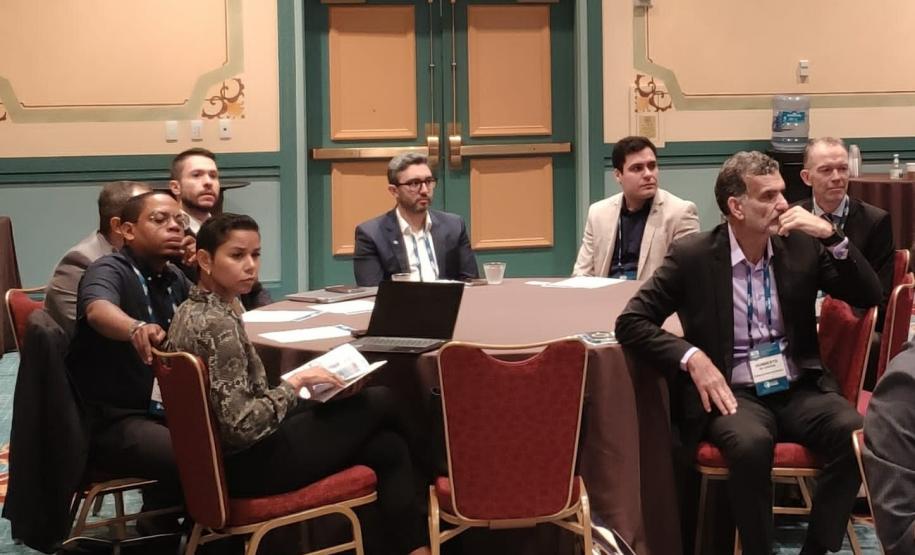 Paraná participa de convenção com portos da América